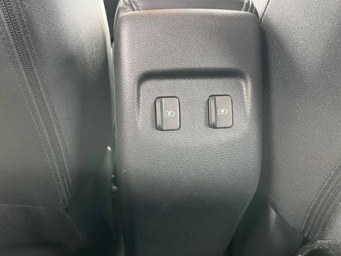 Used 2024 Nissan Kicks SV image 22