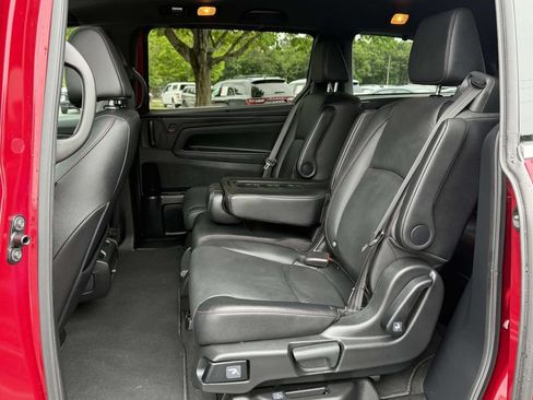 Used 2025 Honda Odyssey Sport-L image 15