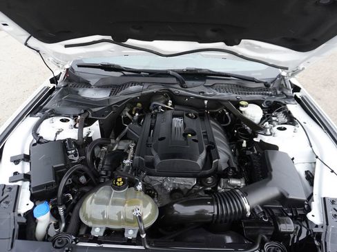 Used 2020 Ford Mustang Premium image 30