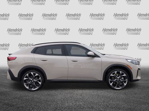 Used 2026 BMW X2 xDrive28i w/ Technology Package AWD/4WD image 10