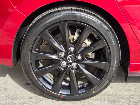 Used 2022 MAZDA MAZDA3 s image 9