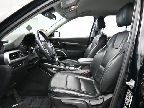 Used 2021 Kia Telluride LX image 11