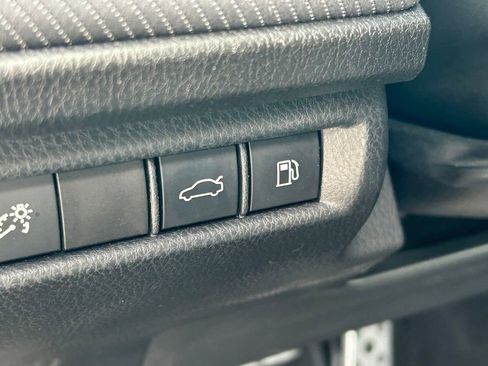 Certified 2025 Toyota Camry SE FWD image 25