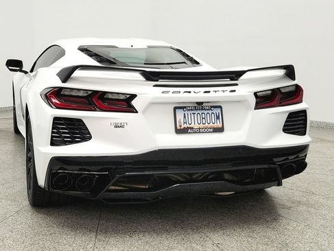 Used 2023 Chevrolet Corvette Stingray Premium Cpe w/ Z51 Performance Package RWD image 4