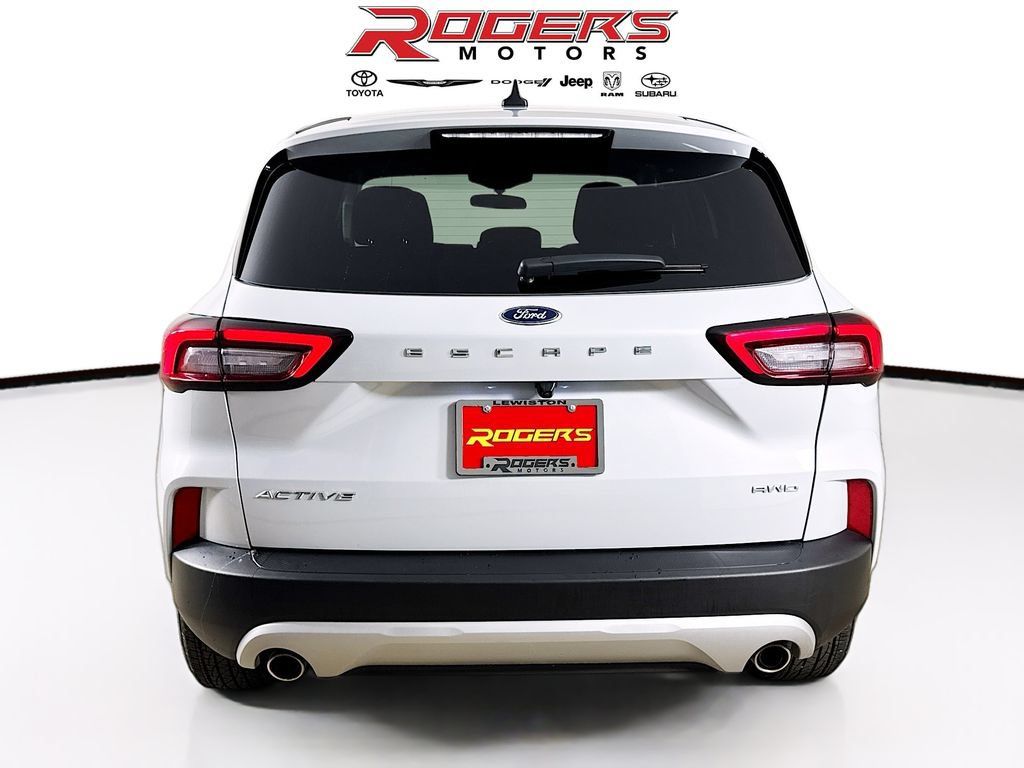 Used 2025 Ford Escape Active AWD/4WD image 7