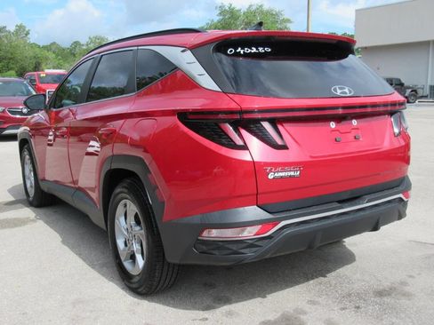 Used 2022 Hyundai Tucson SEL FWD image 5