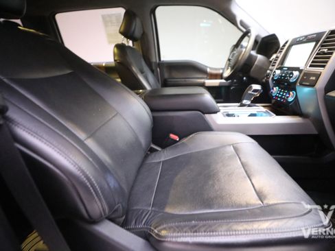 Used 2015 Ford F150 Lariat w/ Equipment Group 502A Luxury image 11