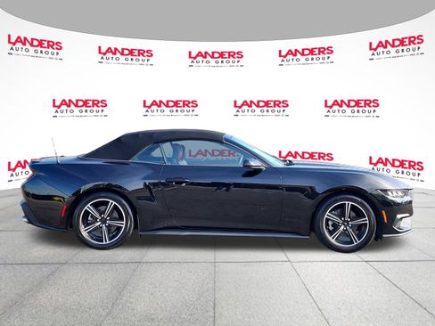 Used 2024 Ford Mustang Premium image 2