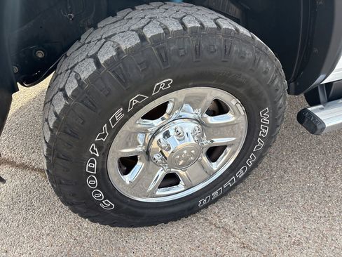 Used 2018 RAM 2500 Tradesman w/ Chrome Appearance Group image 30