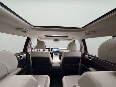 Used 2025 Hyundai Santa Fe Calligraphy image 30