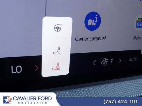 Used 2025 Ford Explorer ST-Line AWD/4WD image 30