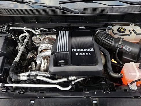 Used 2021 Chevrolet Silverado 1500 LT image 27