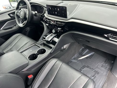 Used 2025 Acura MDX FWD w/ Technology Package image 8