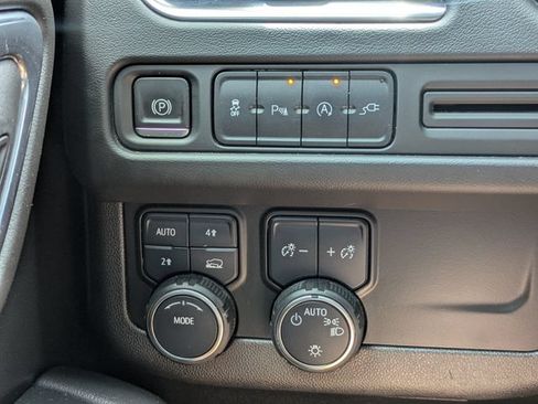 Used 2021 Chevrolet Tahoe RST AWD/4WD image 28