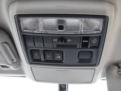 Used 2010 Toyota 4Runner SR5 AWD/4WD image 36