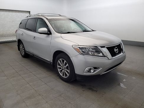 Used 2015 Nissan Pathfinder SL w/ SL Premium Package AWD/4WD image 13