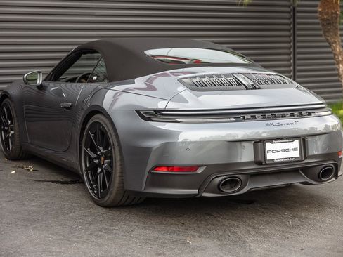 Used 2026 Porsche 911 Carrera T image 3