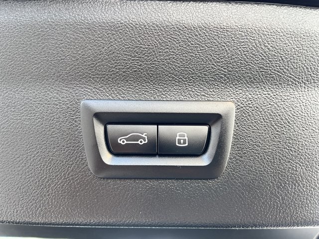 Used 2025 BMW X4 xDrive30i AWD/4WD image 55