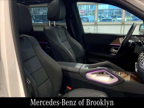 Used 2025 Mercedes-Benz GLE 450 4MATIC image 12