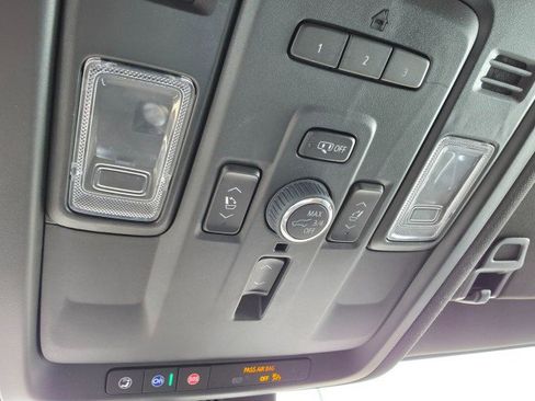 Used 2024 Chevrolet Tahoe High Country w/ Advanced Technology Package image 54