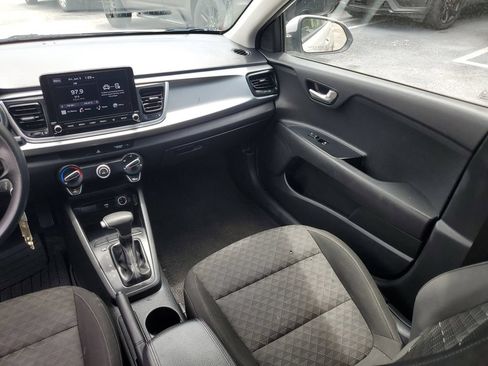 Used 2022 Kia Rio S FWD image 15
