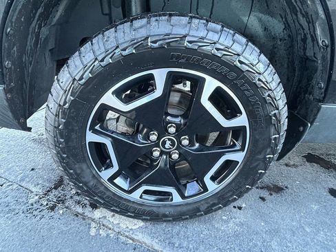 Used 2022 Ford Maverick Lariat image 24