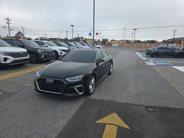 Used 2023 Audi A4 2.0T Premium w/ Convenience Package AWD/4WD image 8