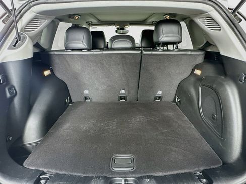 Used 2022 Jeep Compass Latitude w/ Sun and Sound Group FWD image 26