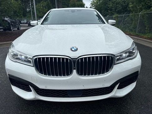Used 2016 BMW 750i xDrive AWD/4WD image 2