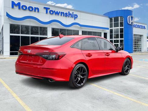 Used 2025 Honda Civic Sport image 6