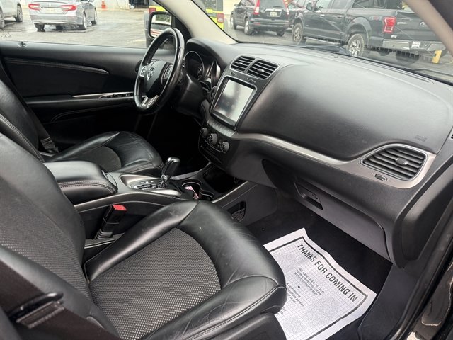 Used 2017 Dodge Journey Crossroad w/ Popular Equipment Group AWD/4WD image 44