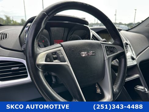 Used 2017 GMC Terrain SLE w/ Nightfall Package image 18