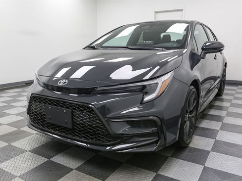 New 2026 Toyota Corolla SE FWD image 4