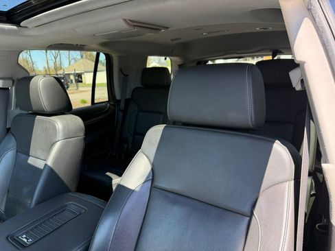 Used 2018 Chevrolet Tahoe Premier AWD/4WD image 15