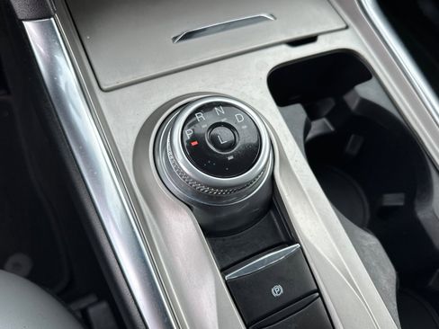 Certified 2021 Ford Explorer XLT w/ Equipment Group 202A image 24