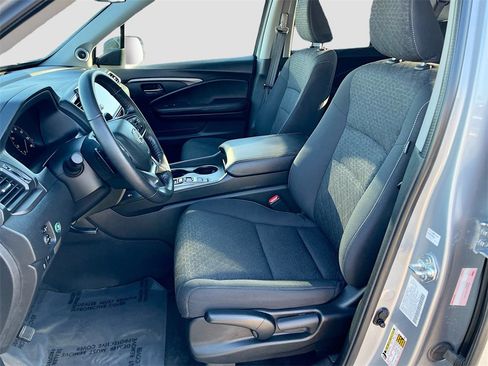 Used 2024 Honda Ridgeline Sport image 19