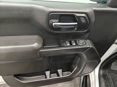Used 2022 Chevrolet Silverado 1500 Custom image 41
