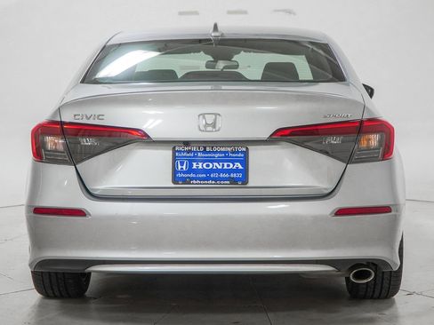 Used 2023 Honda Civic Sport image 9