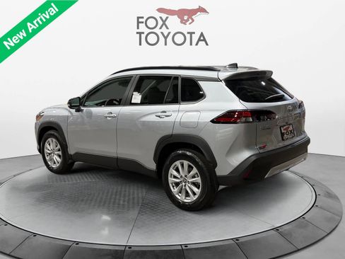 New 2026 Toyota Corolla Cross LE FWD image 3
