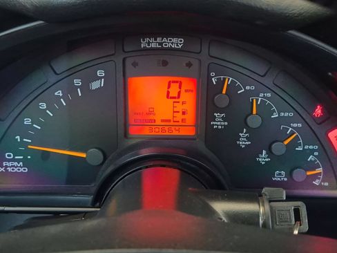 Used 1996 Chevrolet Corvette Convertible RWD image 17