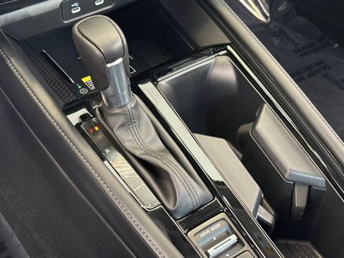 Used 2025 Honda Accord Touring image 17