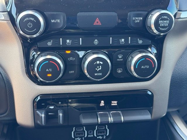 Used 2022 RAM 1500 Laramie AWD/4WD image 38