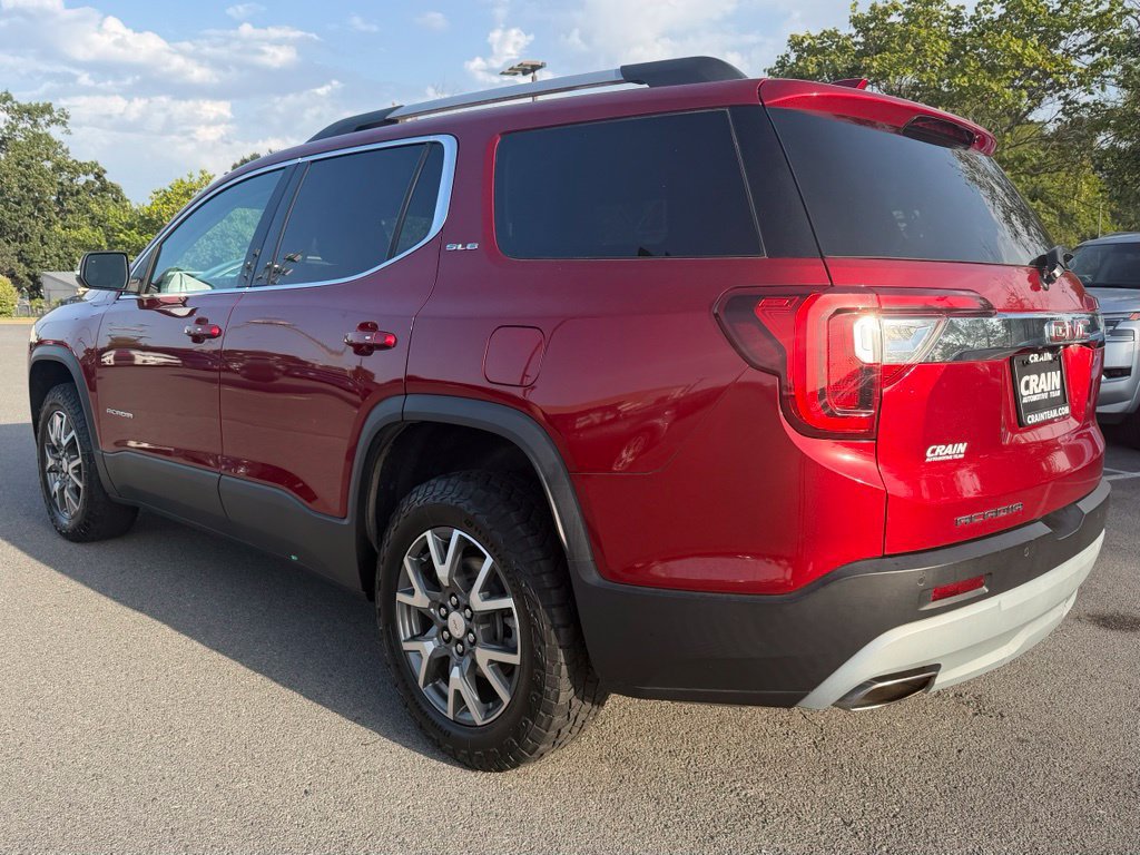 Used 2022 GMC Acadia SLE w/ Driver Convenience Package FWD image 5