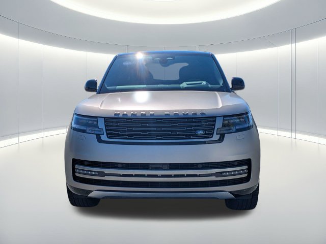 Used 2025 Land Rover Range Rover Long Wheelbase Autobiography AWD/4WD image 9