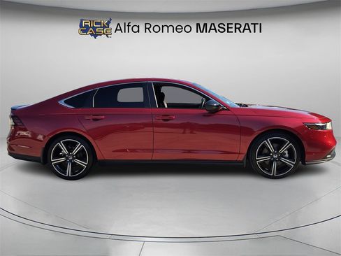 Used 2023 Honda Accord Sport image 4