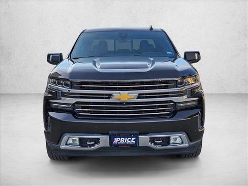 Used 2019 Chevrolet Silverado 1500 High Country w/ Technology Package image 2