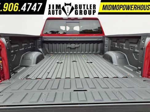 Used 2026 Chevrolet Silverado 3500 LTZ w/ LTZ Premium Package AWD/4WD image 5