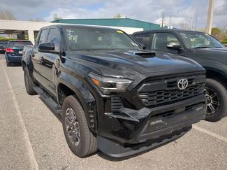 Used 2024 Toyota Tacoma TRD Sport w/ TRD Sport Upgrade Package video 1