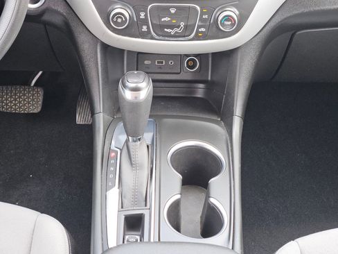 Certified 2021 Chevrolet Equinox LS FWD image 18
