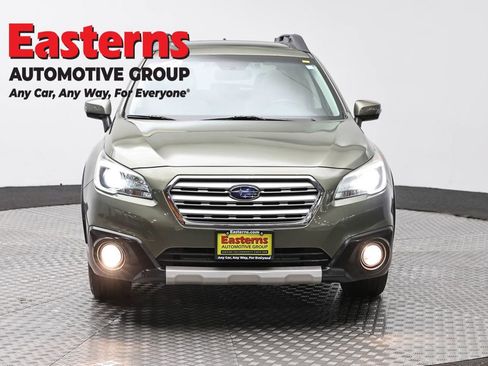 Used 2016 Subaru Outback 3.6R Limited image 2
